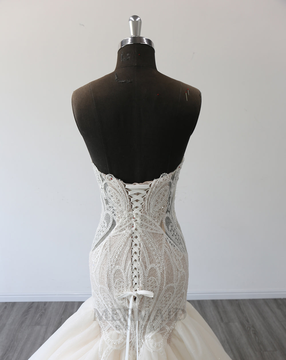 Luxury Sweetheart Court Train Beaded Lace Wedding Dress Mermaid