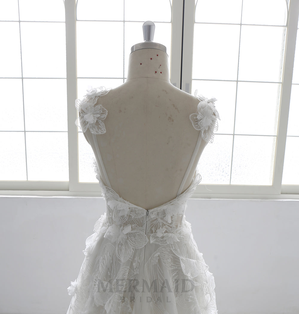 Luxury 3D Lace Flowers Lace V Neck Court Train Wedding Dress 2025