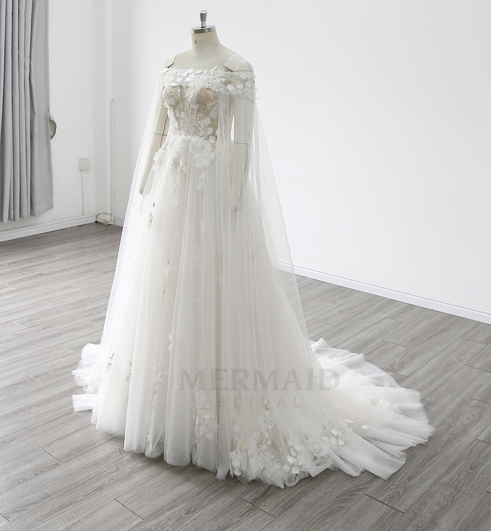New Sweetheart Court Train 3D Flowers Lace A Line Wedding Dress 2024 with Detachable Cape
