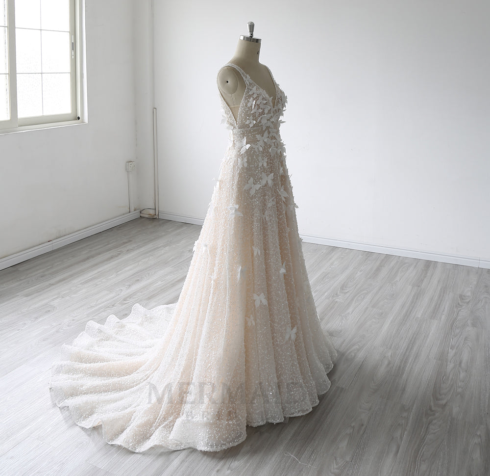 Luxury 3D Lace Flowers V Neck Court Train Heavy Beaded Wedding Dress 2025