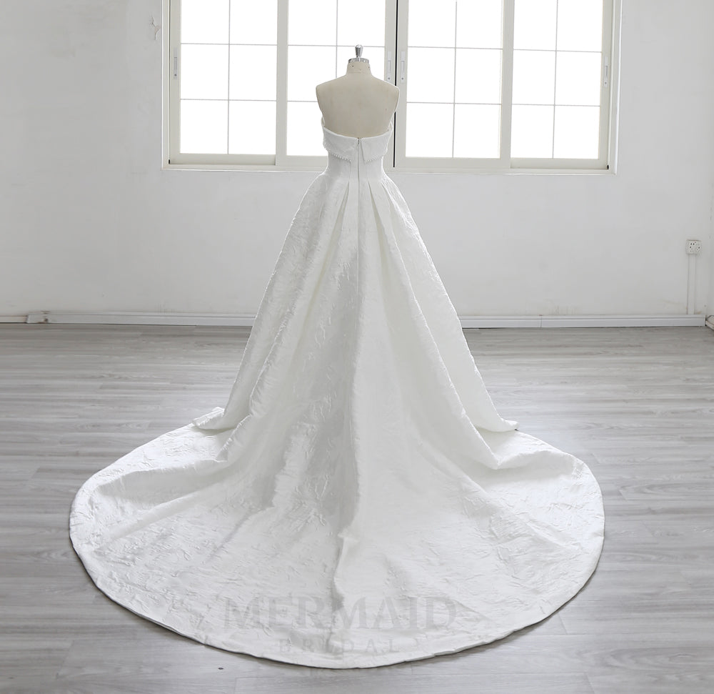 New Strapless Court Train Ball Gown Jacquard Satin Wedding Dress 2025