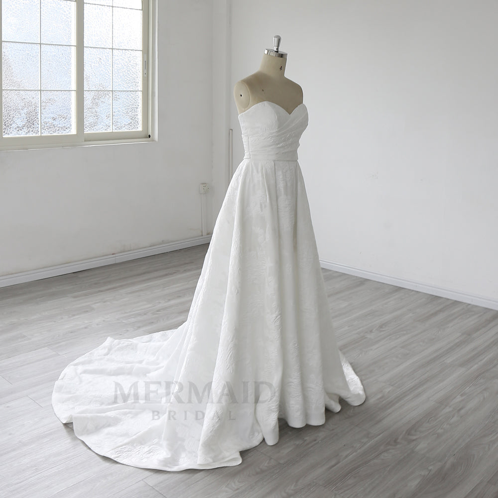 Simple Sweetheart Court Train A Line Jacquard Satin Wedding Dress 2025