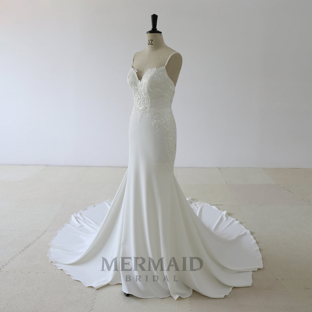 Backless spaghetti straps lace wedding dress
