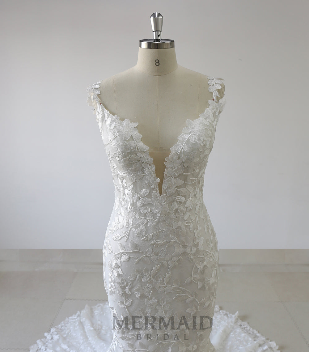 New V Neck Heavy Lace Mermaid Wedding Dress