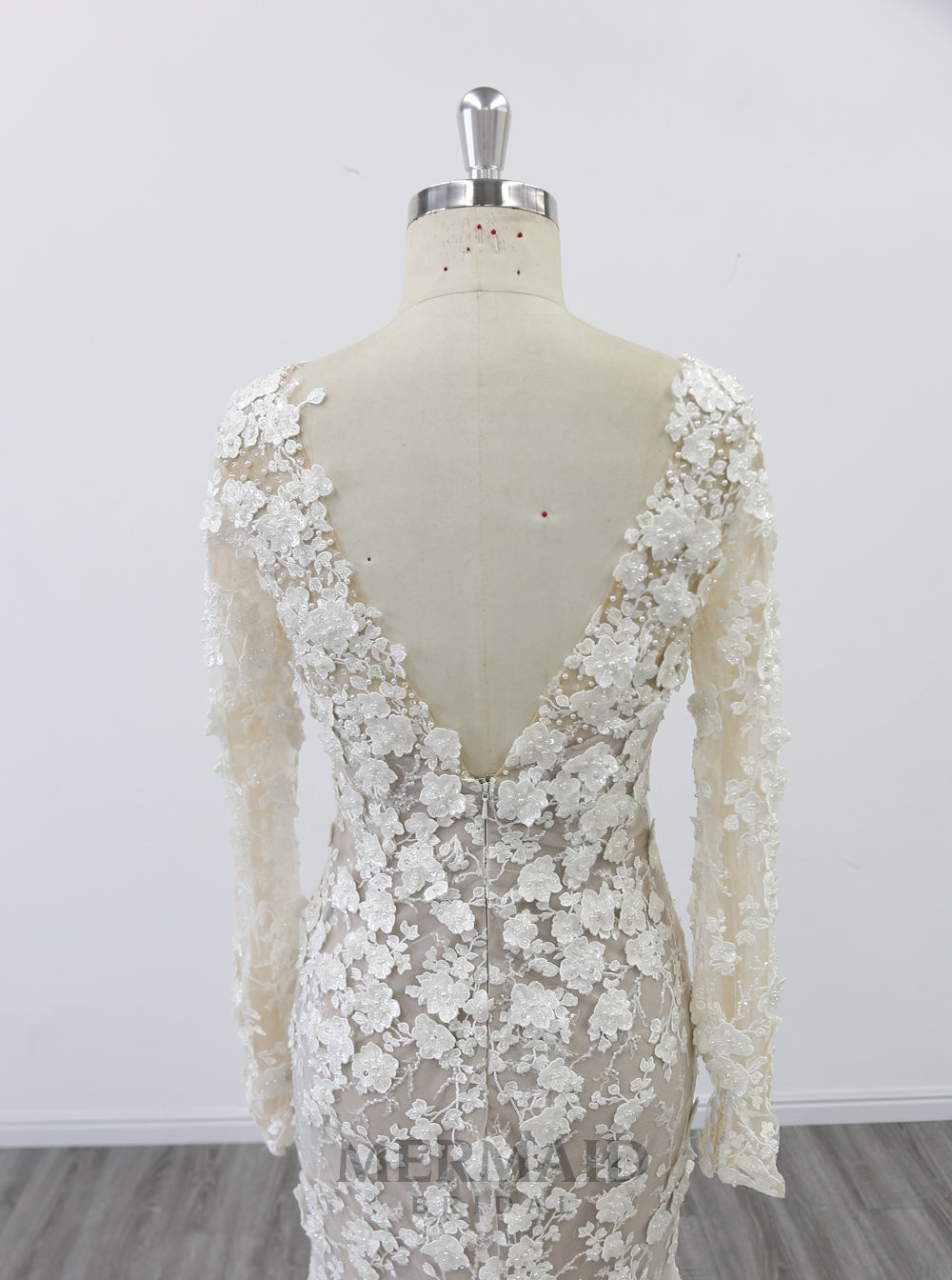 New Long Sleeves Beaded 3D Lace Wedding Dress
