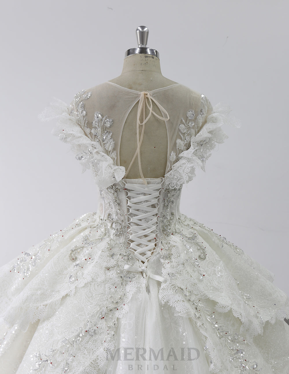 Luxury Ball Gown Cap Sleeves V Neck Cathedral Train Beading Wedding Dresses Wedding Gown For Bride