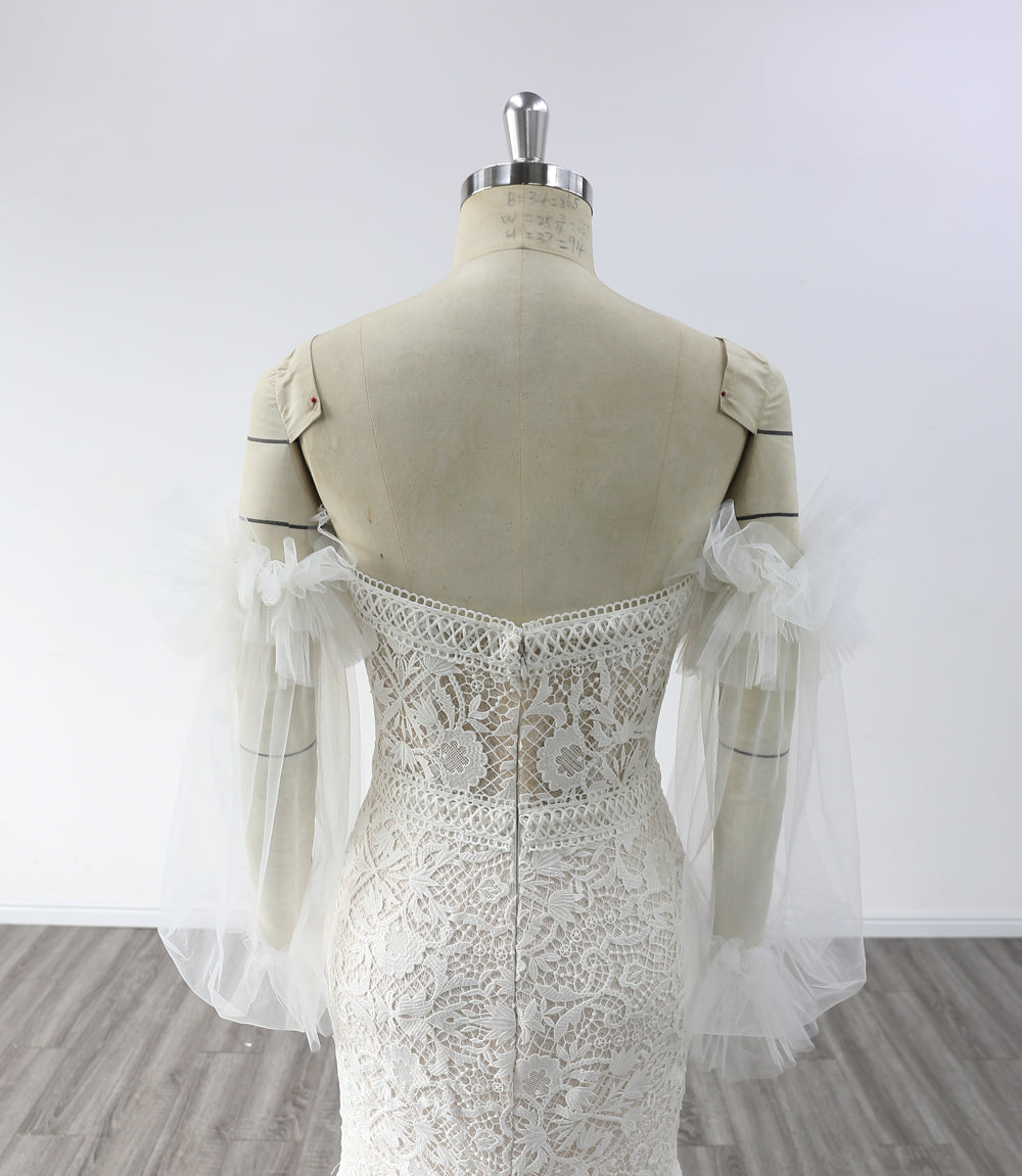 Long Sleeves Sweetheart Necking Beaded Mermaid Wedding Dress 2023