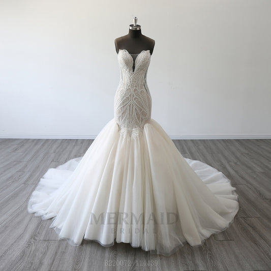 Luxury Sweetheart Court Train Beaded Lace Wedding Dress Mermaid