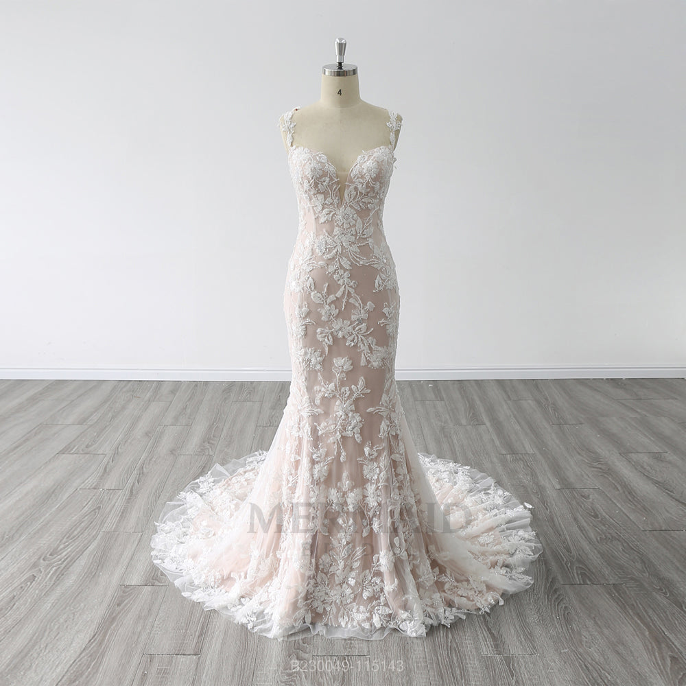 Best Selling Bridal Dresses 2023 Backless V-Neck Court Train Bride Beading Mermaid Cut Wedding Dress