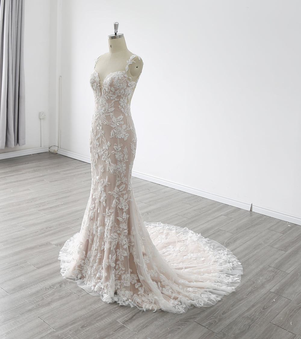 Best Selling Bridal Dresses 2023 Backless V-Neck Court Train Bride Beading Mermaid Cut Wedding Dress