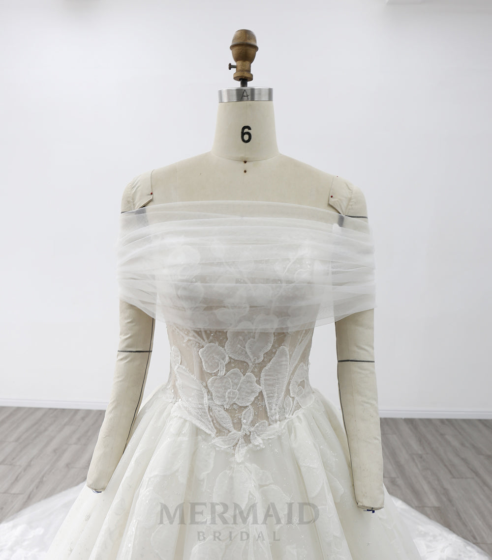 Luxury Detachable Off Shoulder Chapel Train Lace Ball Gown Wedding Dress