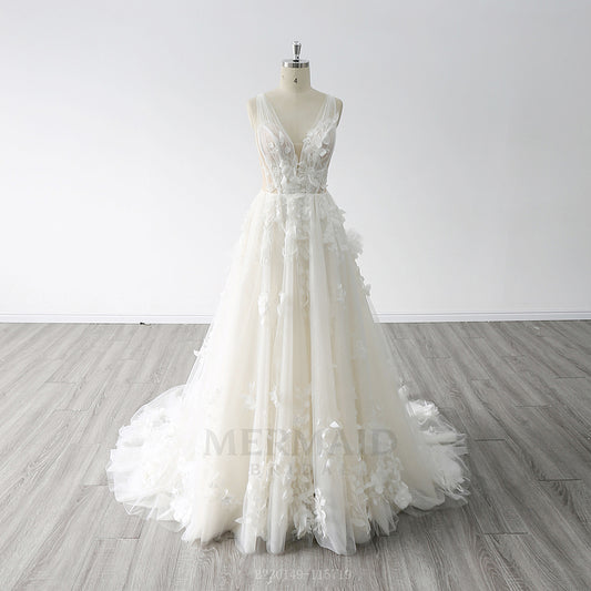 New V-Neck Illusion Back 3D Flowers Lace Court Train A-Line Wedding Dress 2024