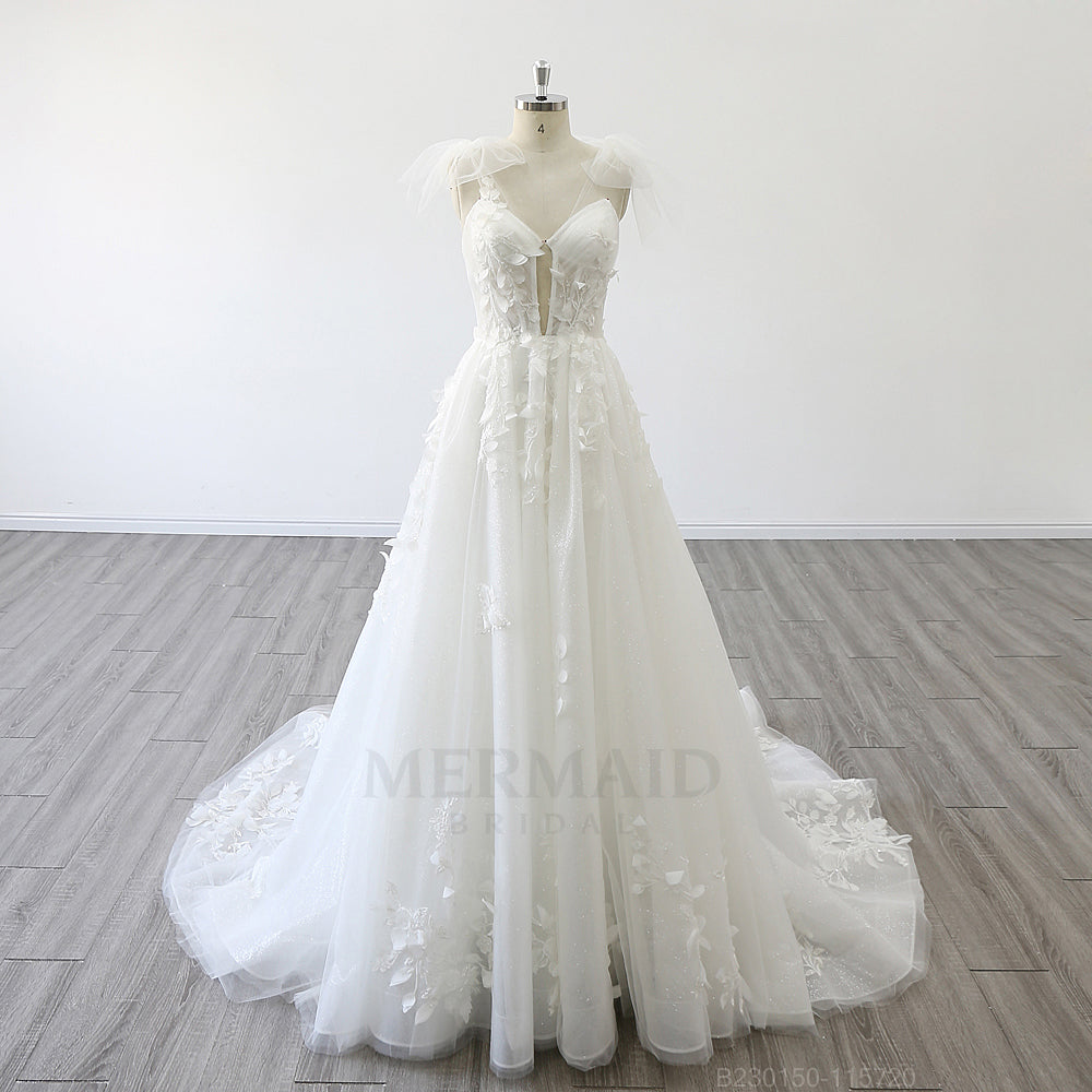 New V Back Detachable Straps Court Train Bridal Gown Beaded 3D Lace Wedding Dress