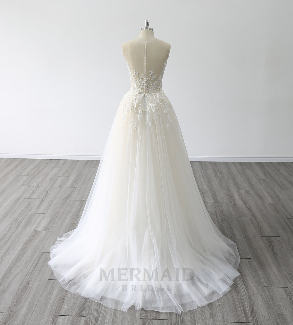 New Scoop Neck Sweep Train Pleated Tulle A Line Wedding Dress