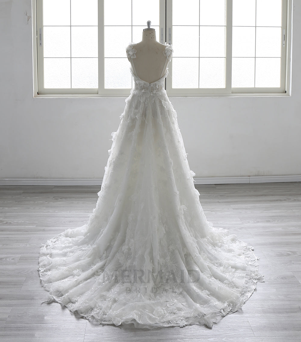 Luxury 3D Lace Flowers Lace V Neck Court Train Wedding Dress 2025