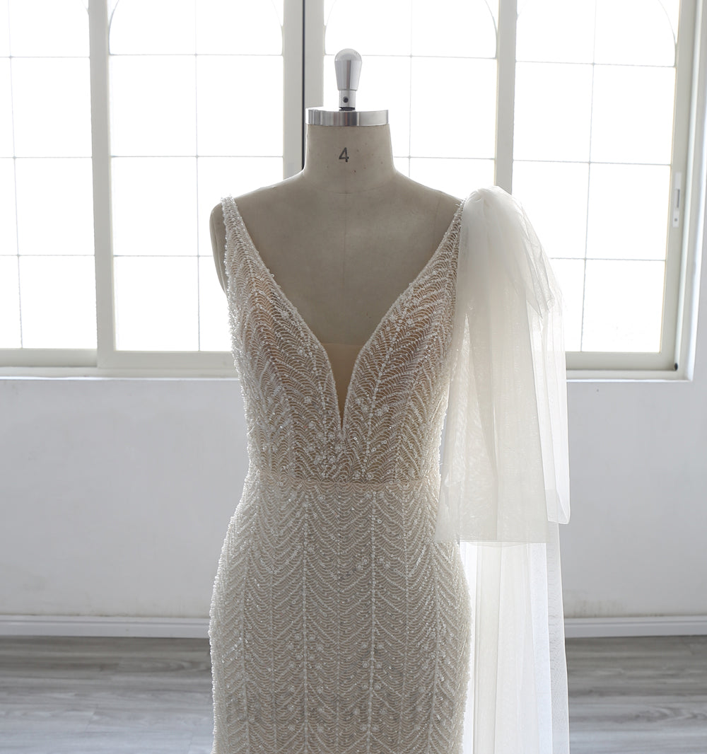 New V Neck Sweep train Heavy Beaded Slit Mermaid Wedding Dress 2025