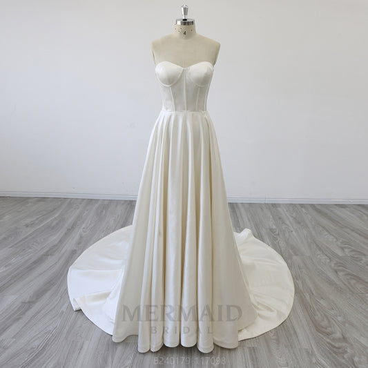 Sweetheart A Line Court Train Satin Wedding Dress 2025