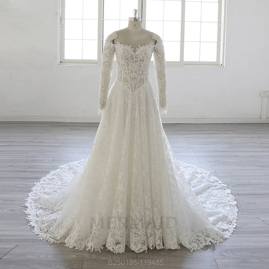 New Long Sleeves Sweetheart Court Train Heavy Lace Wedding Dress 2026
