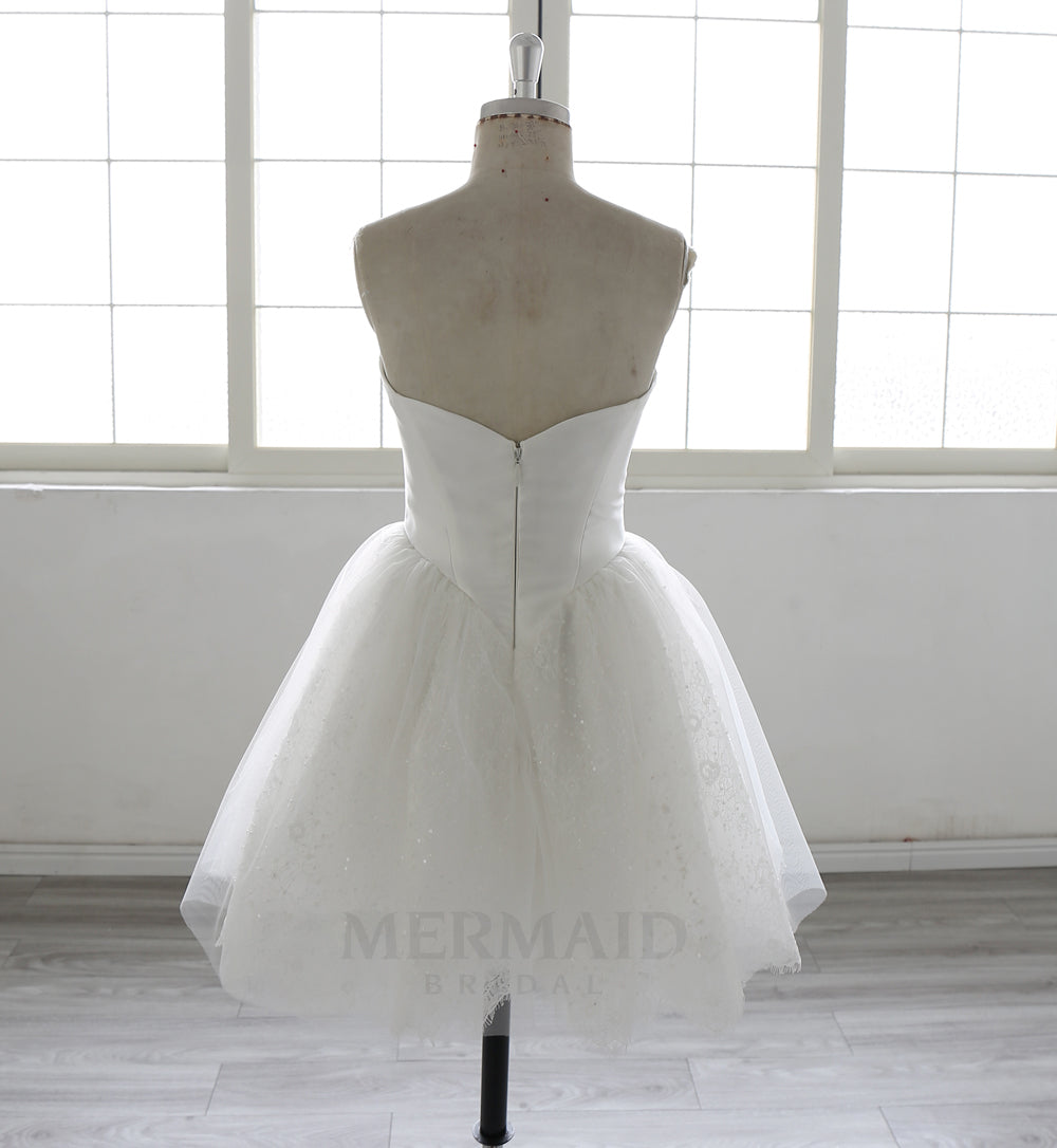 Sweetheart Neck Lace Short Knee Wedding Dress 2026