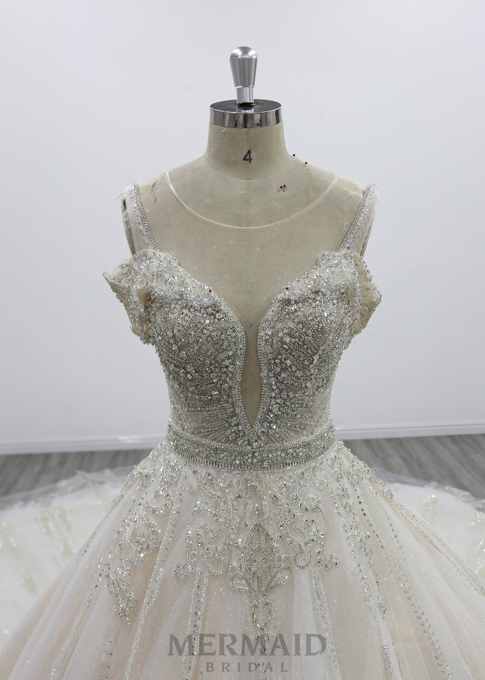 Luxury Cap Sleeve Dress Scoop Neck Cathedral Train Beading Ball Gown Wedding Dress vestidos de novia